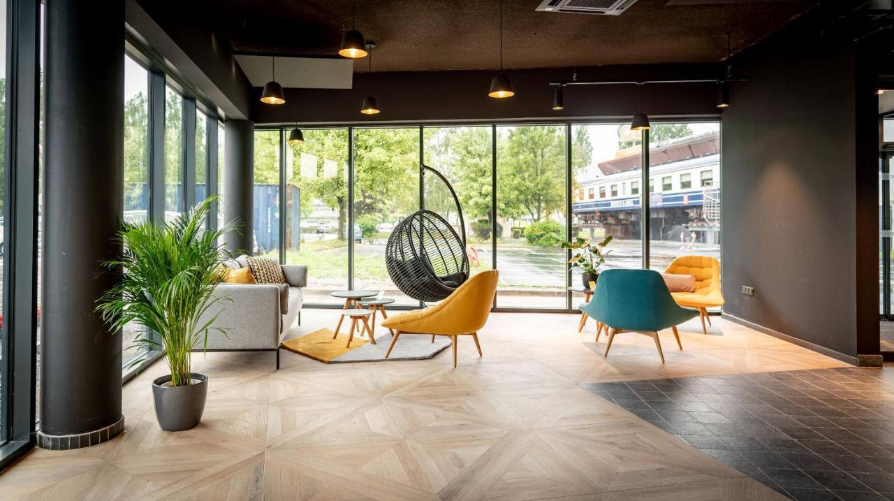 Ibis Styles Valenciennes Petite Foret Екстер'єр фото