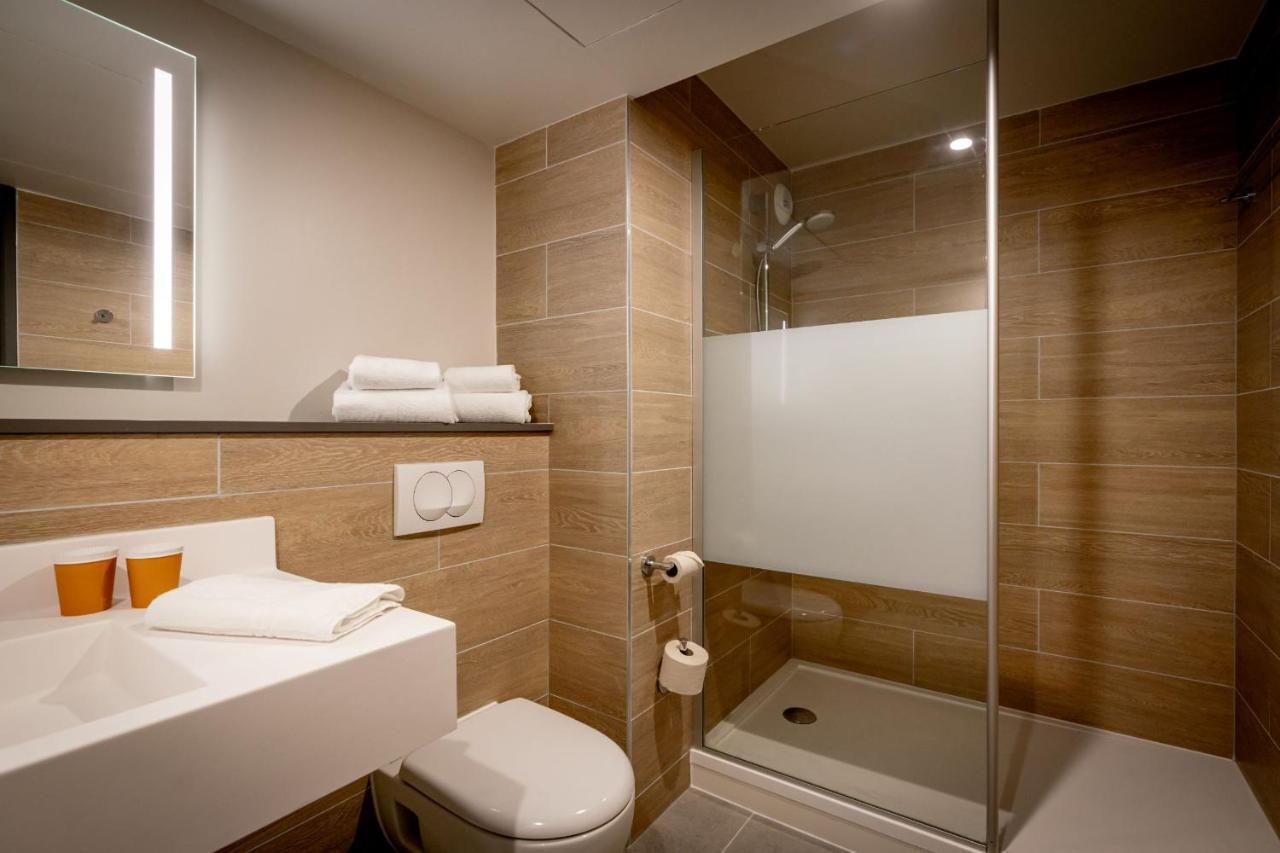 Ibis Styles Valenciennes Petite Foret Екстер'єр фото